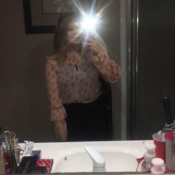 Meet your Posher, Brianna - Picture 1 of 1